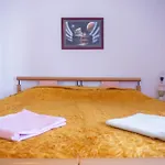 Pensionat Bllok Bright Private Bedrooms With Private Bathroom On Shared Tirana