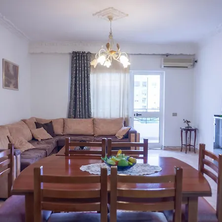 Bllok Bright Private Bedrooms With Private Bathroom On Shared Vendégház