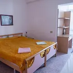 Bllok Bright Private Bedrooms With Private Bathroom On Shared Tirana
