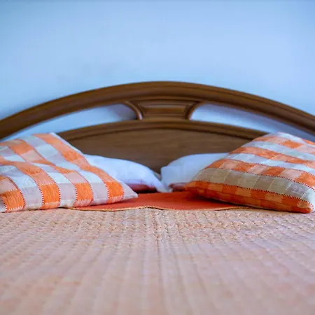 Bllok Bright Private Bedrooms With Private Bathroom On Shared 3* Tirana