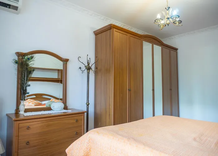 Bllok Bright Private Bedrooms With Private Bathroom On Shared Affittacamere